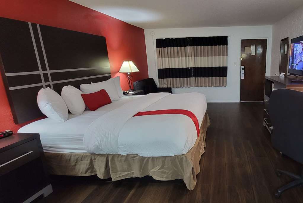 Ramada by Wyndham Mountain Home - photo 33