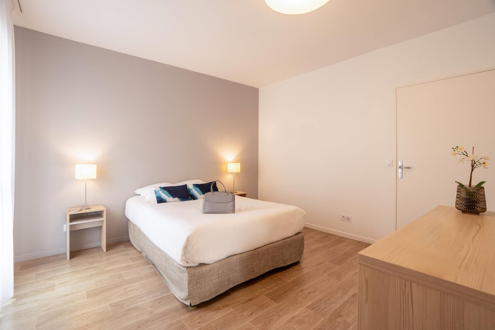 Quality Aparthotel Bourgoin Jallieu - carbon neutral hotel in Lyon