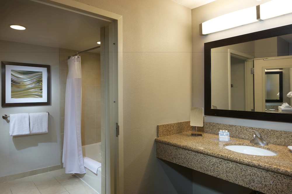 Courtyard by Marriott Jackson - photo 9