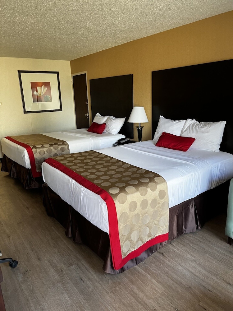 Ramada by Wyndham Laramie