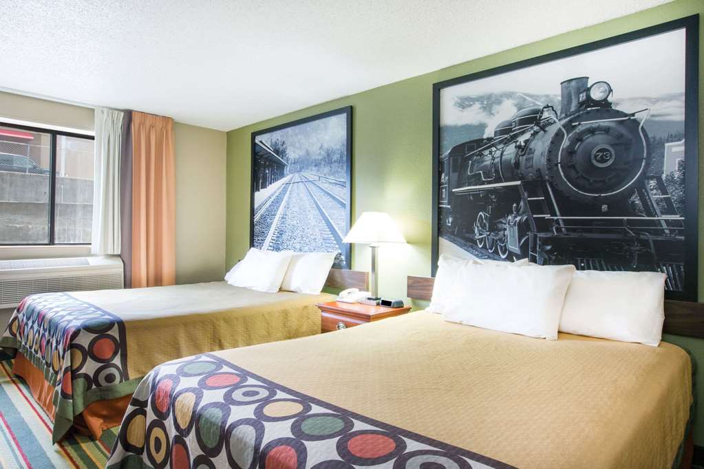 Spark by Hilton Beckley - photo 7