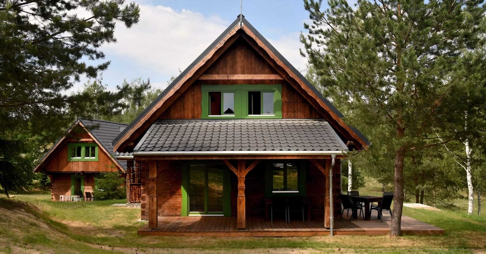 Domy Nad Drawskim — 4-Star Luxury Hotel in Czaplinek, Poland
