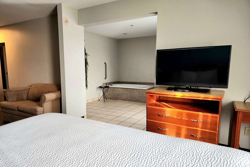 Days Inn & Suites by Wyndham Thibodaux - photo 37