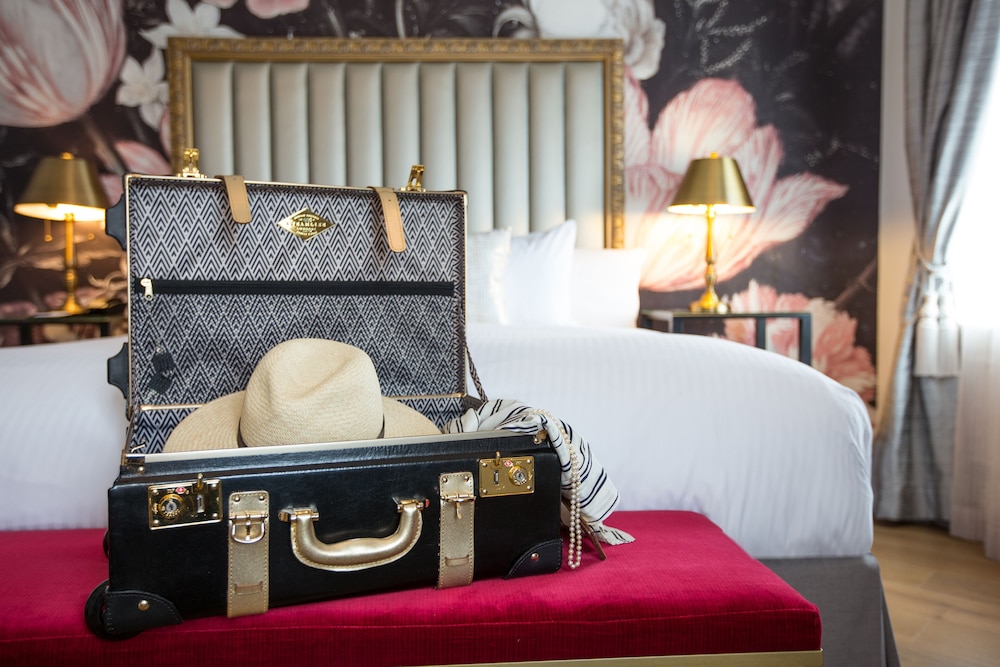 The Culver Hotel - photo 9