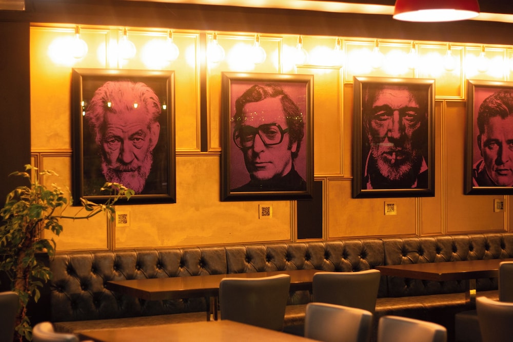 מזון ומשקאות