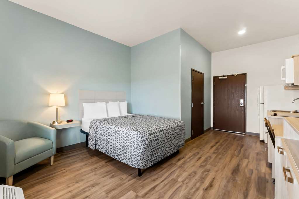Woodspring Suites Easton Nazareth - photo 27