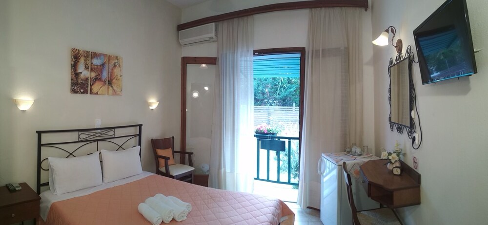 Hotel Argo - carbon neutral hotel in Portaria