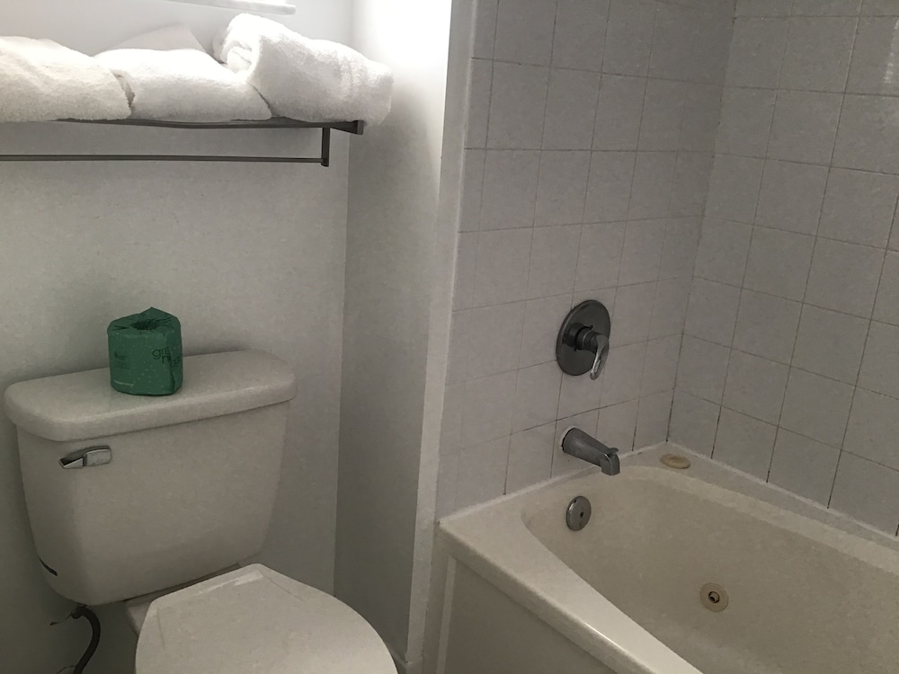 The Anastasia Inn - photo 26