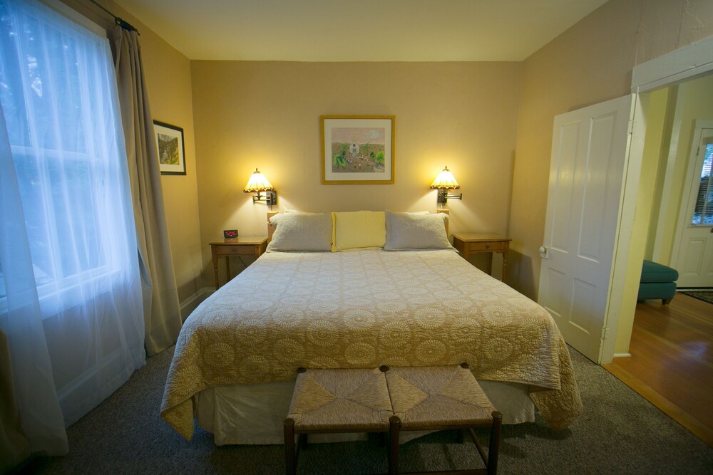 Outside Inn - photo 6
