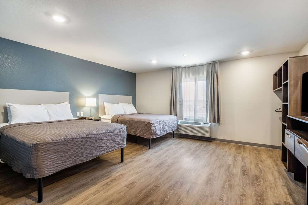 WoodSpring Suites Colton - photo 15