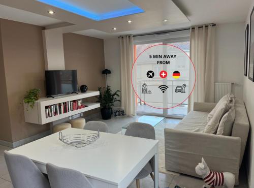 A Few Steps From Basel With Balcony And Free Private Parking — Saint Louis