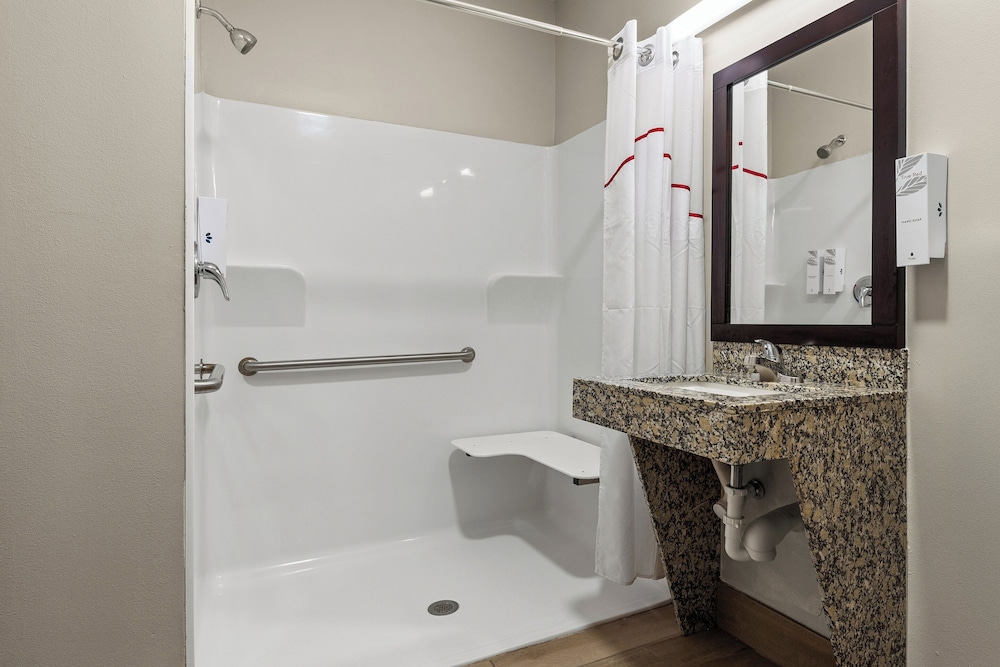 Baymont by Wyndham Baton Rouge - photo 26