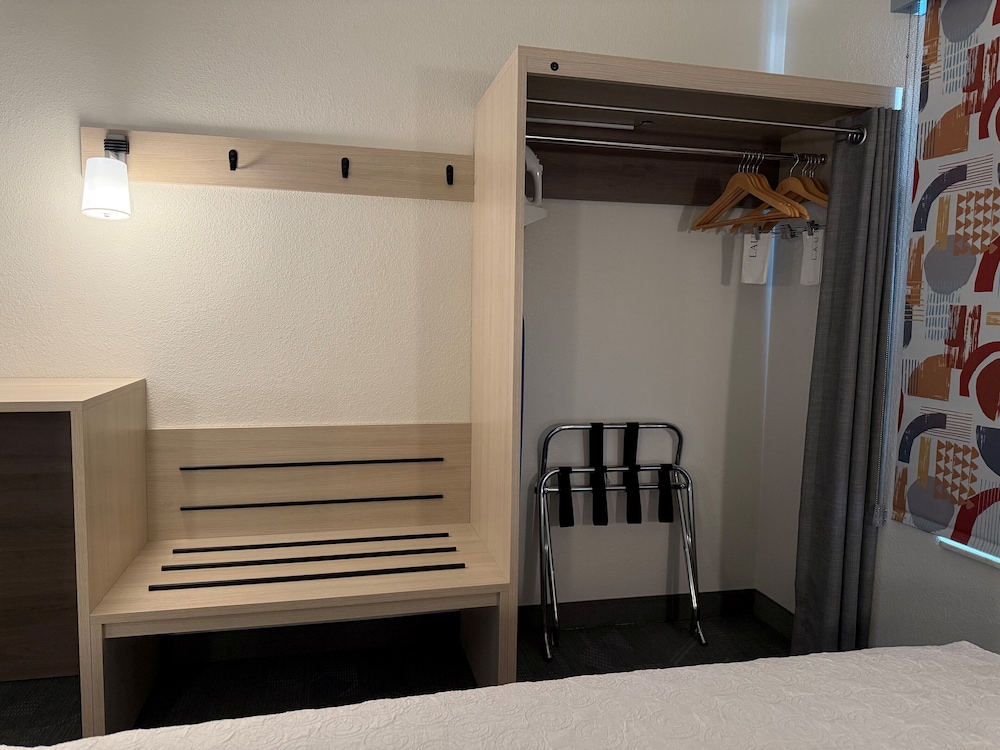 Home2 Suites by Hilton Scottsdale Old Town - photo 10