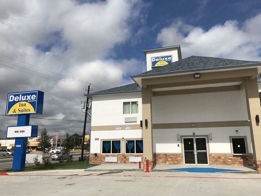 Deluxe Inn & Suites Baytown - photo 38