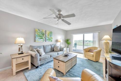 Bayshore Yacht and Tennis Club 616 — hotel in Indian Shores