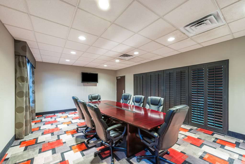 Wingate by Wyndham Lake Charles Casino Area - photo 14