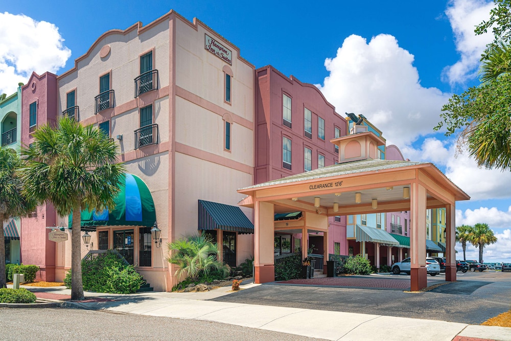 Hampton Inn and Suites Amelia Island Historic Harbor Front - featured photo