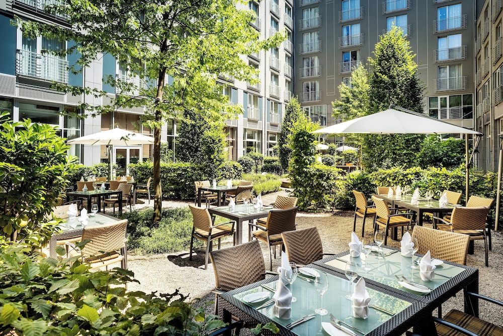 מזון ומשקאות