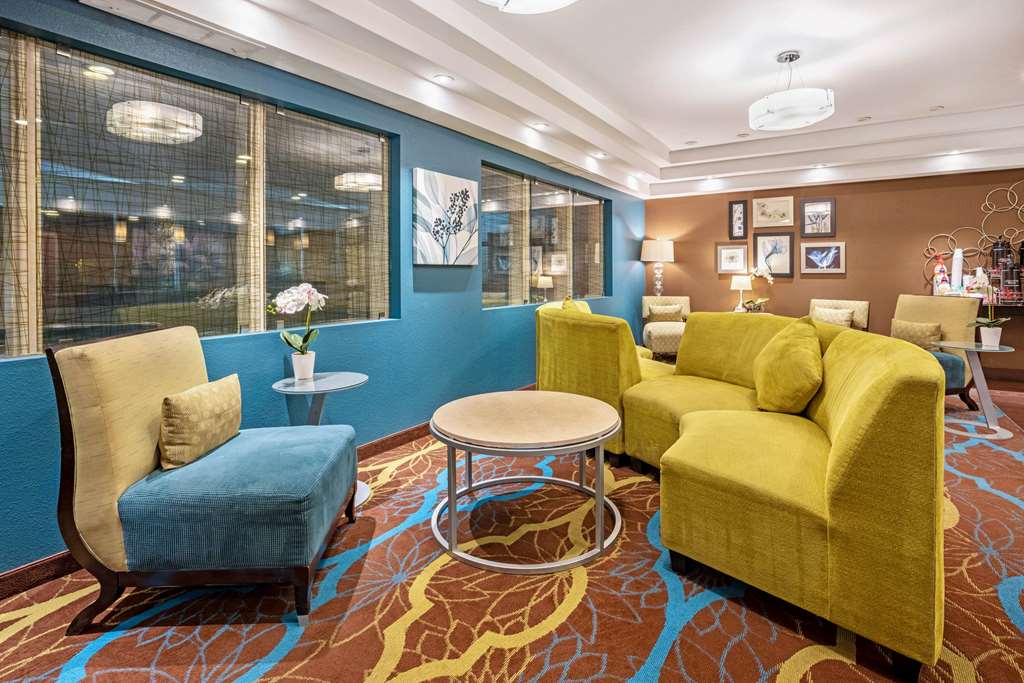 La Quinta Inn & Suites by Wyndham Boise Towne Square - photo 12