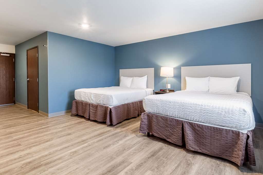 WoodSpring Suites Indianapolis Castleton - photo 25
