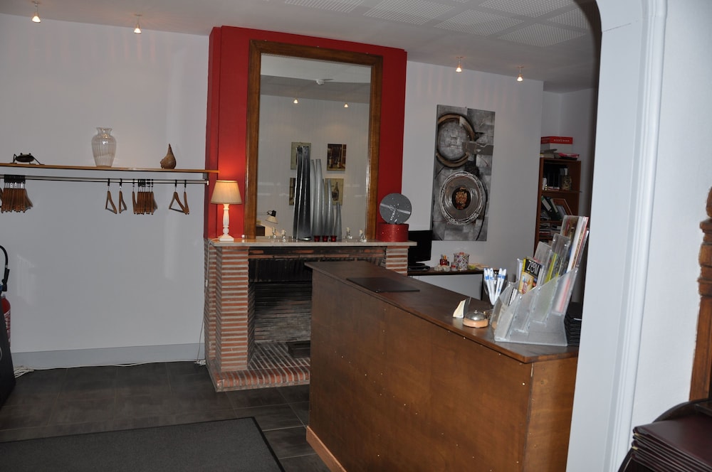 Le Gasseau — Unknown City — photo 2