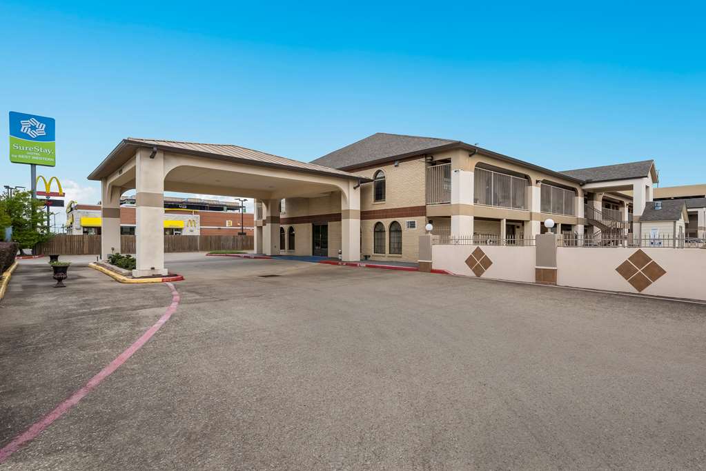 SureStay Hotel by Best Western Deer Park - photo 26