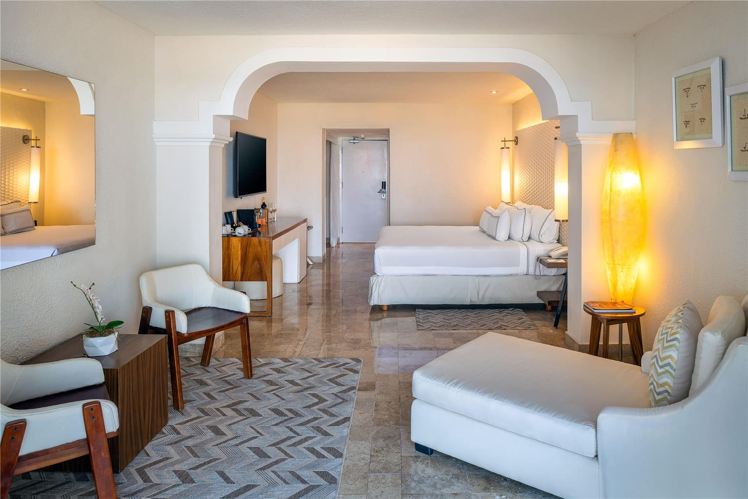 Guest room