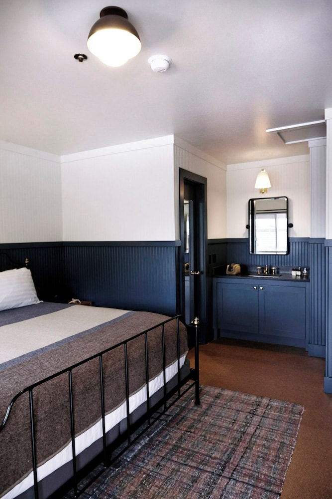 Anvil Hotel - photo 15