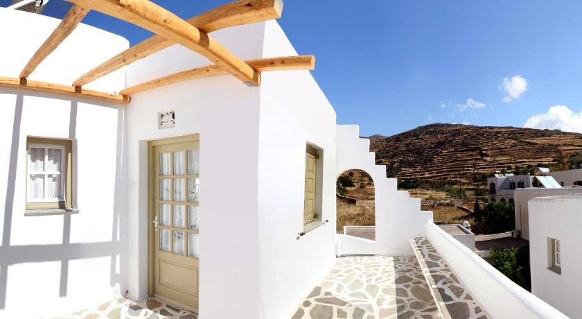 Vidalis Hotel in Tinos, Greece