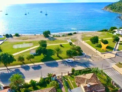 Villa Stella Fronte Mare Porto Frailis — 4-Star Luxury Hotel in Arbatax, Italy