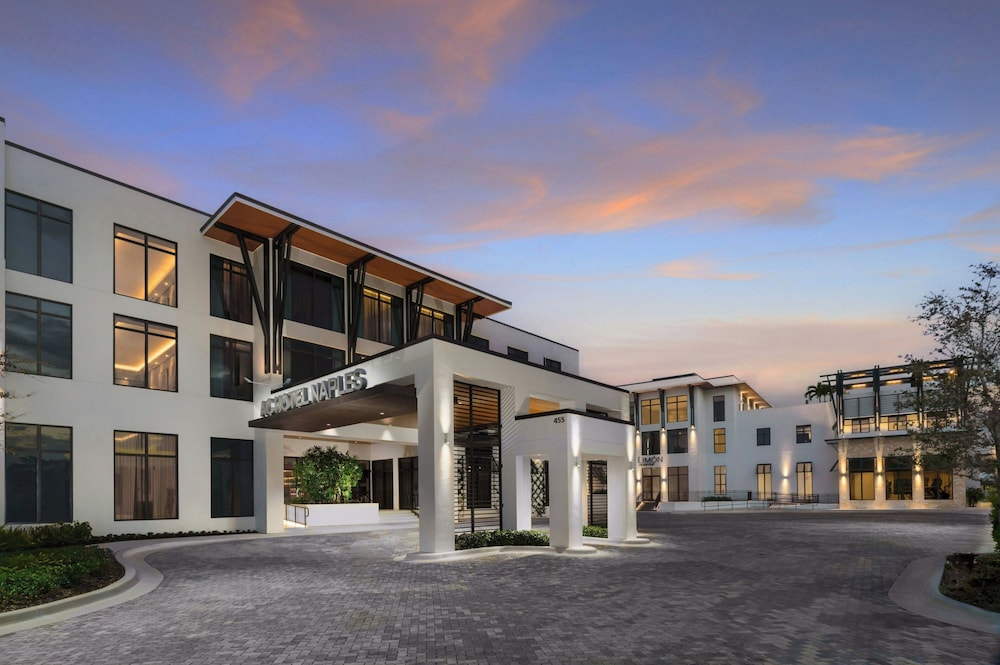 AC Hotel by Marriott Naples 5th Avenue - photo 68