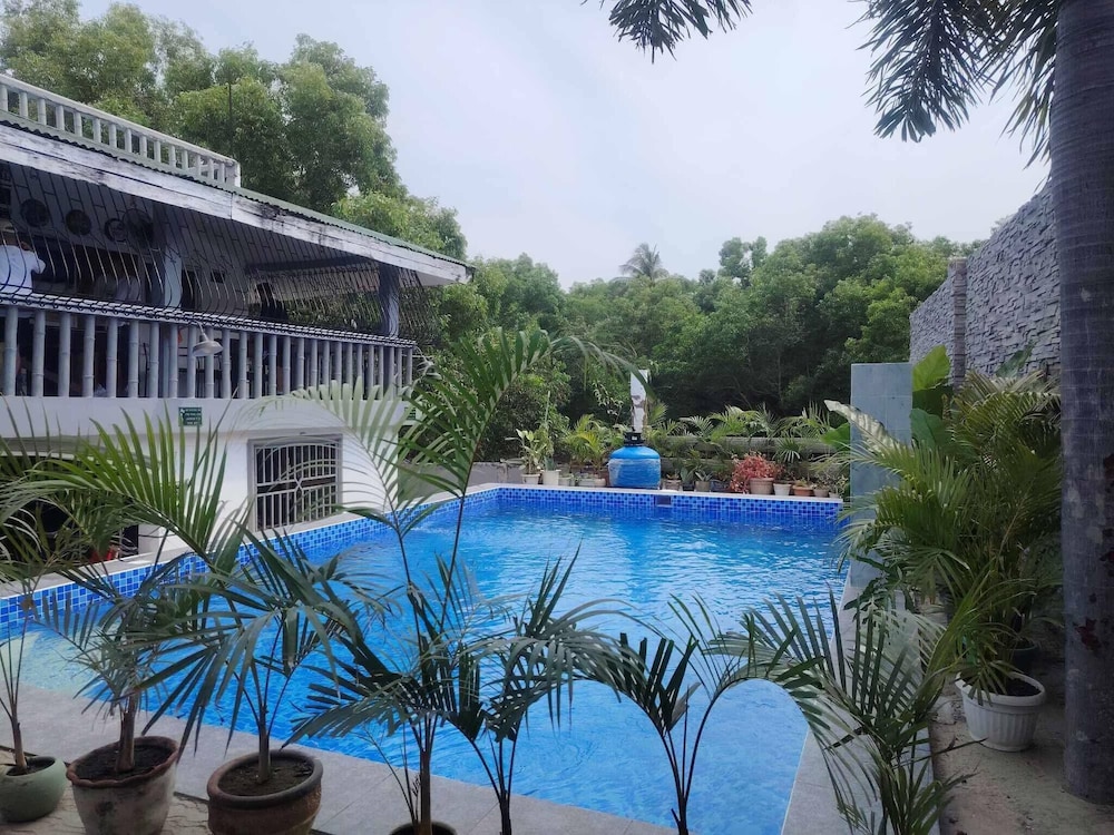 Casa Del Chen Budget Friendly Stay 20 30 Pax — 4-Star Luxury Hotel in Aringay, Philippines