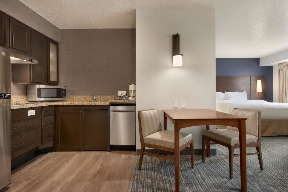 Residence Inn by Marriott West Springfield - photo 12
