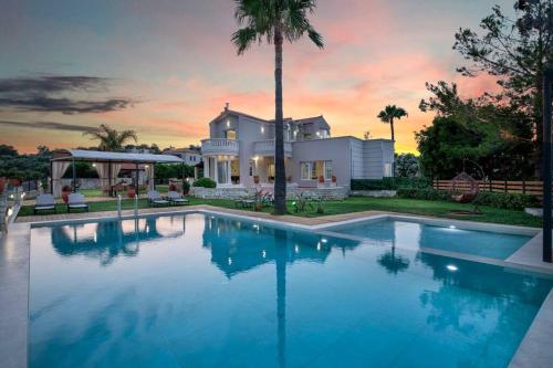 Villa Damant — 4-Star Luxury Hotel in Pithari, Greece