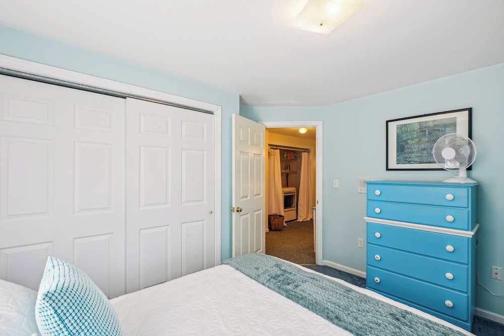 Charming and Scenic Gouldsboro Getaway with Patio in Gouldsboro, United States