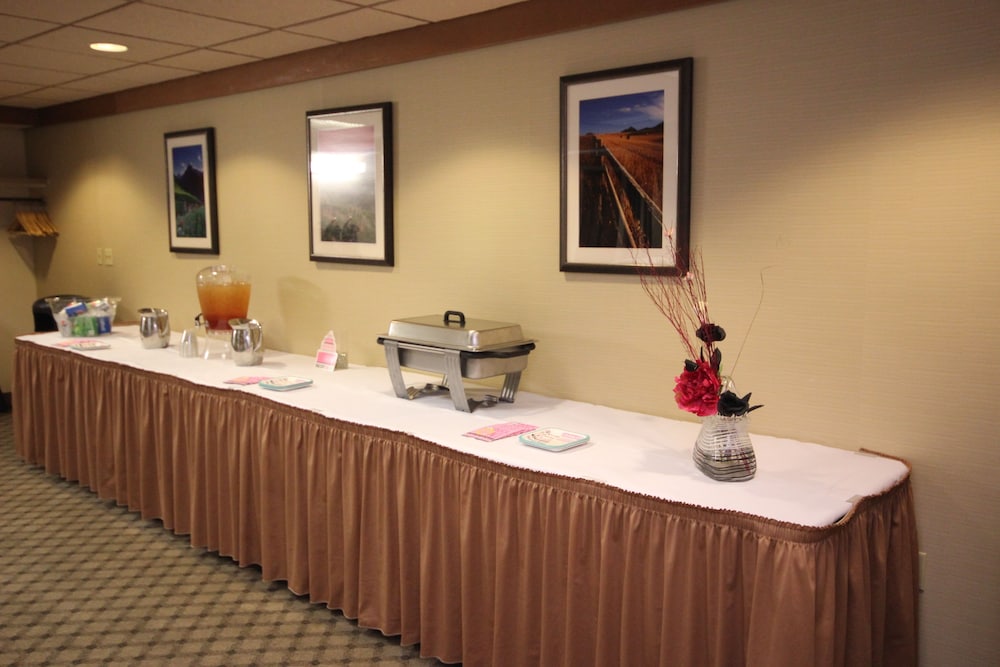 Garner Hotel Butte by IHG - photo 50