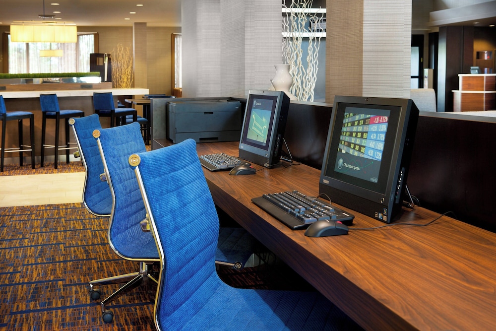 Courtyard by Marriott Oakland Airport - photo 49