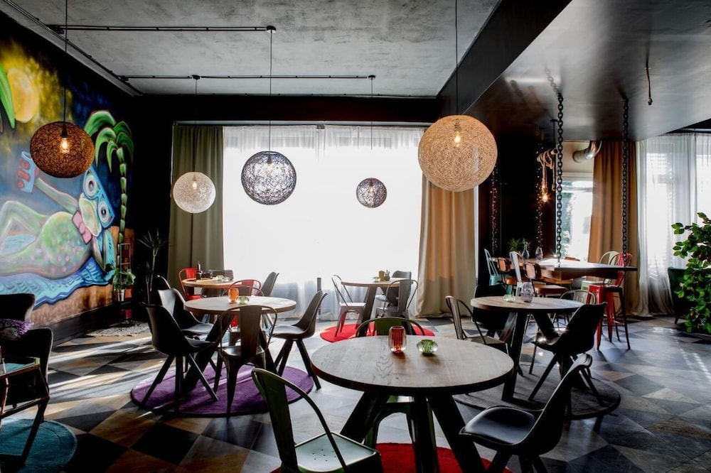 Spacious and Modern Room in Schonenberg Berlin — Berlin — photo 5