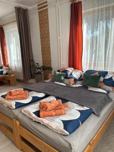 Tavaszpart Vendégház — 4-Star Luxury Hotel in Szeged, Hungary