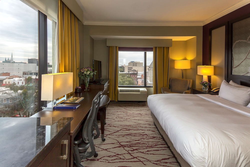 DoubleTree by Hilton Hotel Savannah Historic District - photo 54