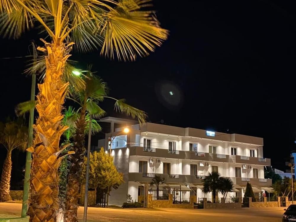Resol Hotel - last minute hotel in Ksamil