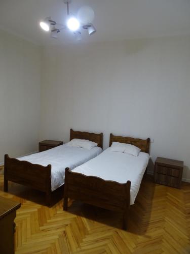 Vake Super Quiet and Comfy Apartment with a Yard