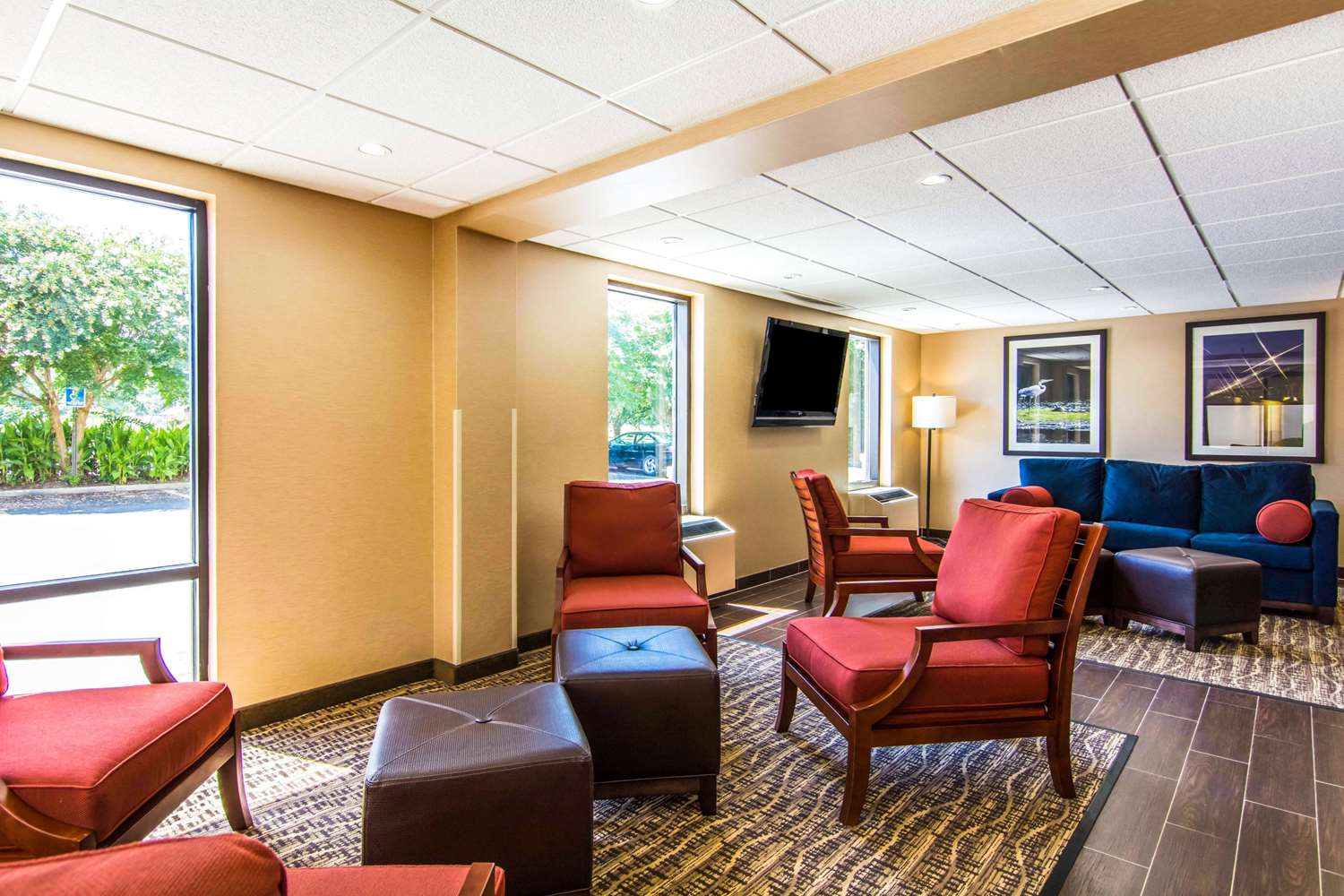 Comfort Inn Newport News Williamsburg East - photo 16