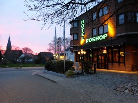 Hotel Roshop — 4-Star Luxury Hotel in Barnstorf, Germany