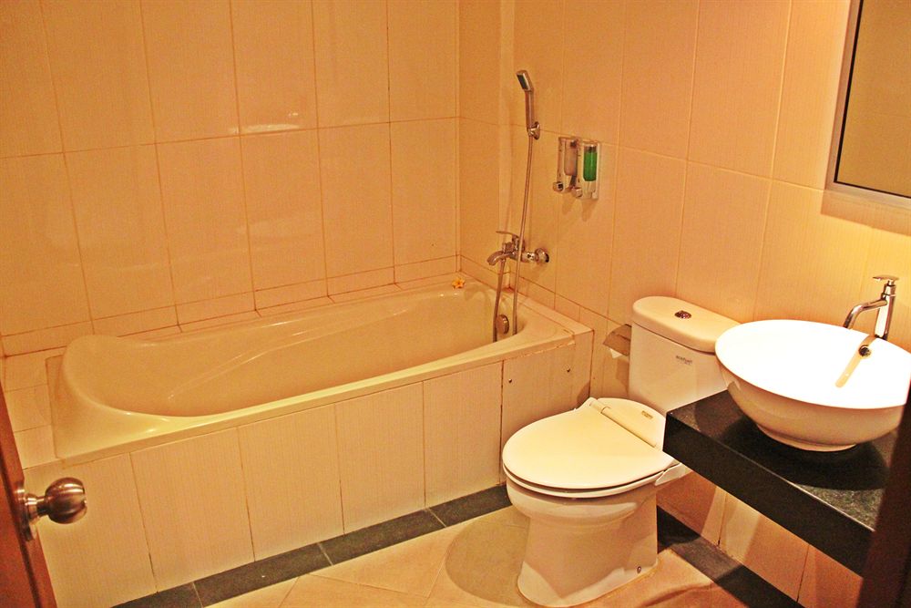 Luxio Hotel — Denpasar — photo 4