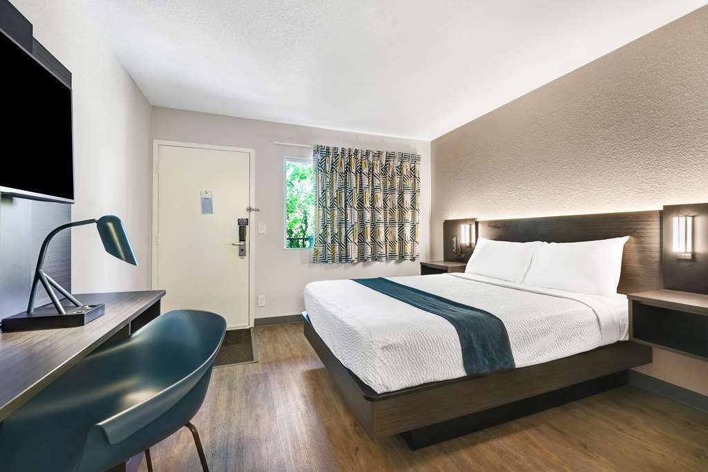 Motel 6 Issaquah WA Seattle East - photo 19
