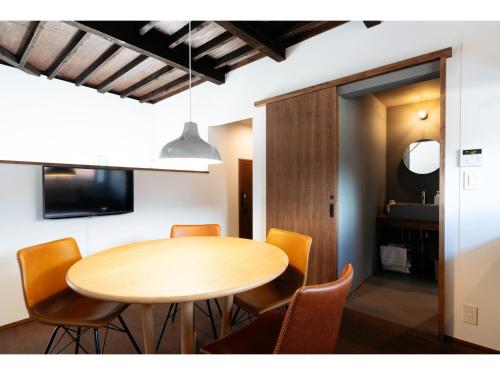 Copper Canoe - carbon neutral hotel in Oakland