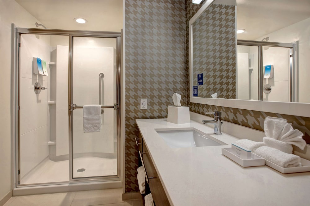 Home2 Suites by Hilton Carmel Indianapolis - photo 30