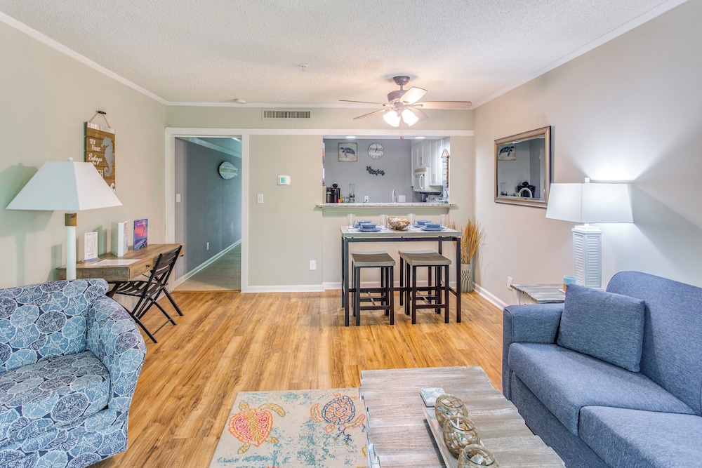 Walk to Beach and Barefoot Landing Resort Condo - photo 7