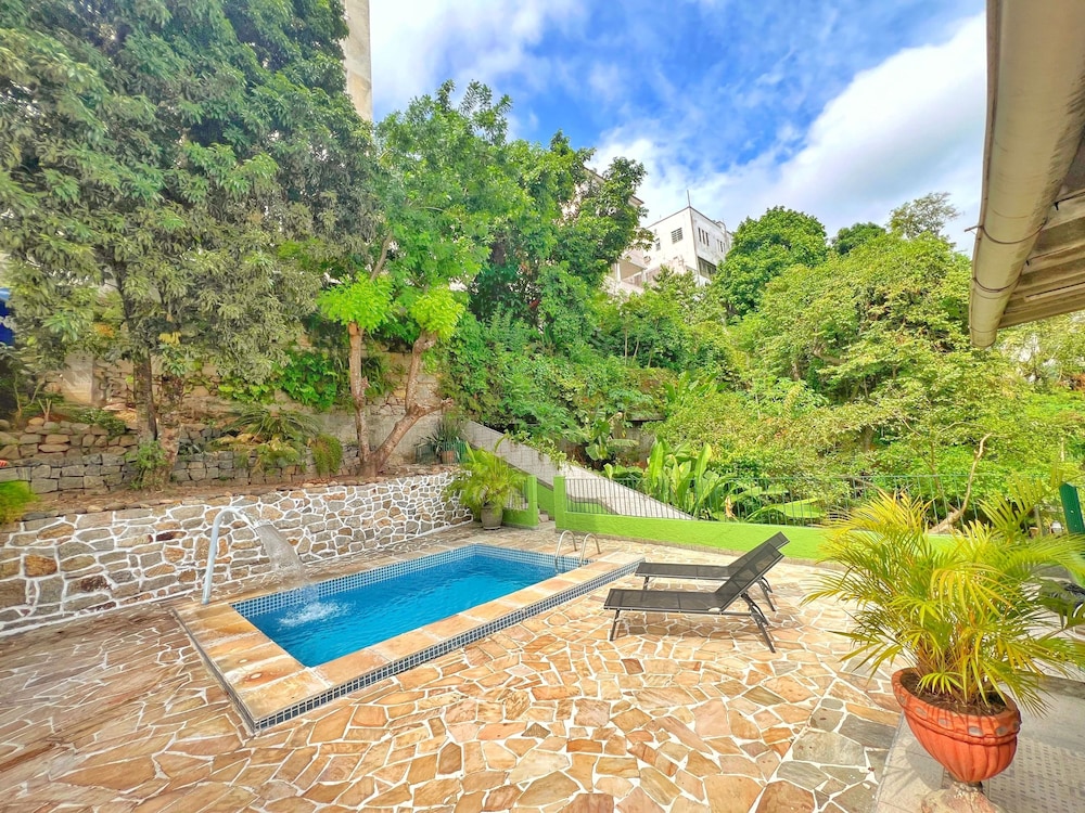Cozy House — 4-Star Luxury Hotel in Rio De Janeiro, Brasil